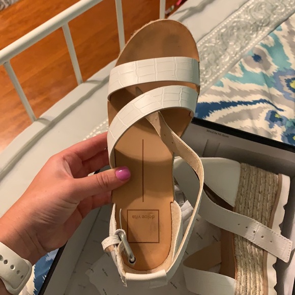 Platform sandals - Picture 2 of 7